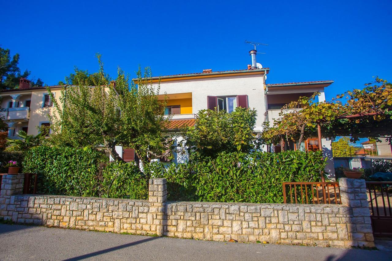 App. Fiorela Hotel Poreč Exterior foto